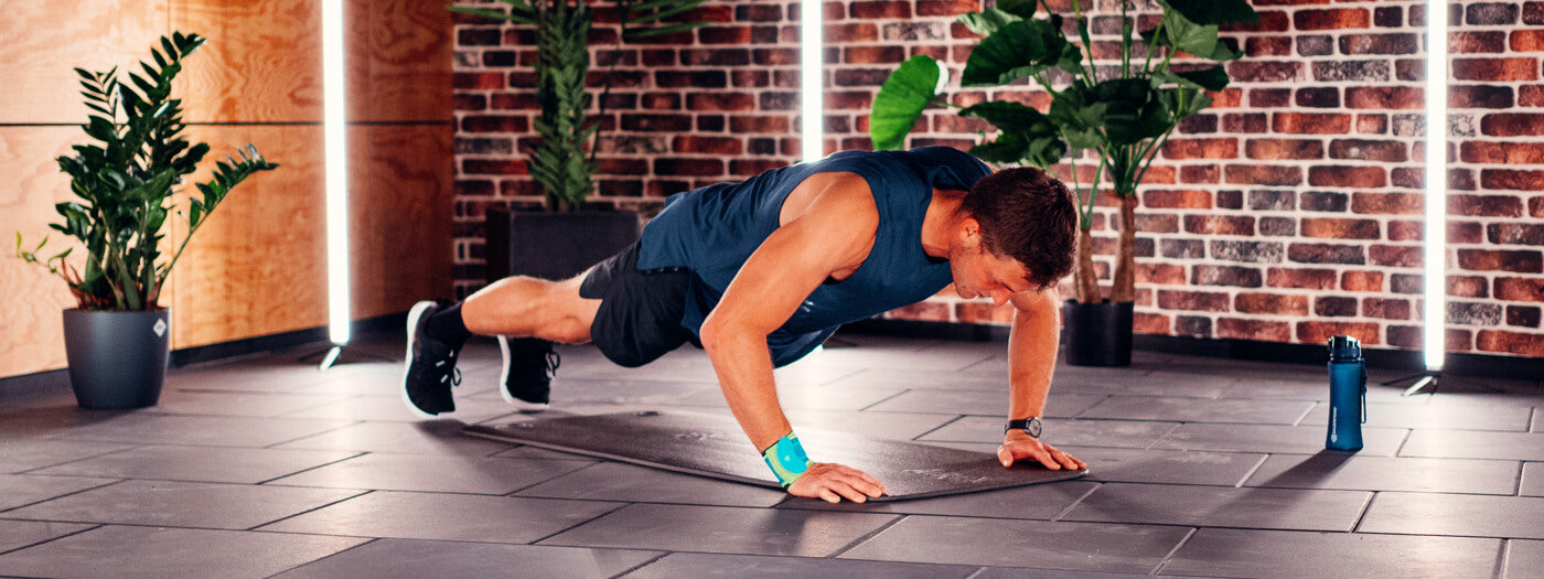 Burpee With Push-Up: Strengthens the Chest, Shoulders, Legs and Core